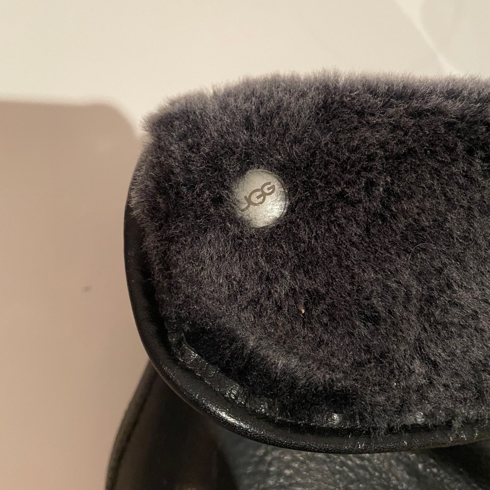 Ugg Bootie - image 6